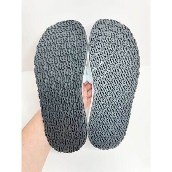 P448 Slides Size US 7 New With Box Womens White‎ Color Summer Sandals - Picture 11 of 12